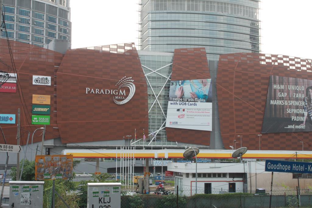 פטלין ג'איה Sun Inns Kelana Jaya מראה חיצוני תמונה